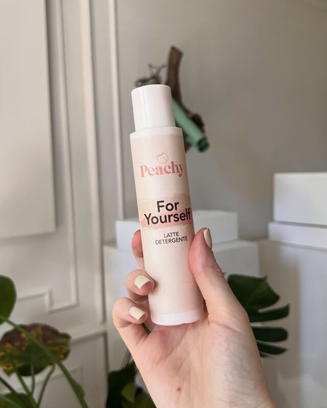 Cosa rende il detergente “For Yourself” così speciale?

♡Purifica da sebo e dalle impurità
♡Rende la pelle più morbida e idratata
♡Contiene tensioattivi delicati che rispettano la tua pelle

#skincare #skincareroutine #peachyskin #peachy #peachyskincare